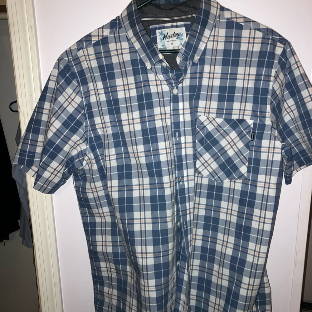 Hurley button up polo, size XL, white with blue and green